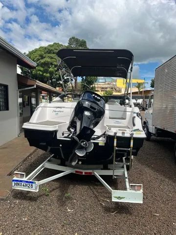 Lancha Focker 19 pés motor  2 Tempos Mercury 115 HP 69 horas 2012 - Foto 2