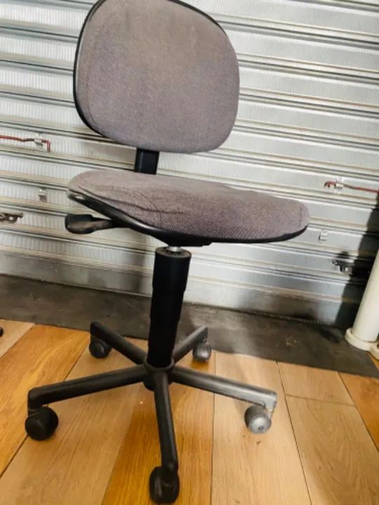 Cadeira de escritório  - Foto 2