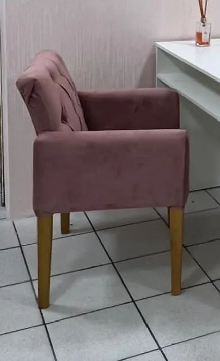 Poltrona Rosa em Veludo - Foto 2