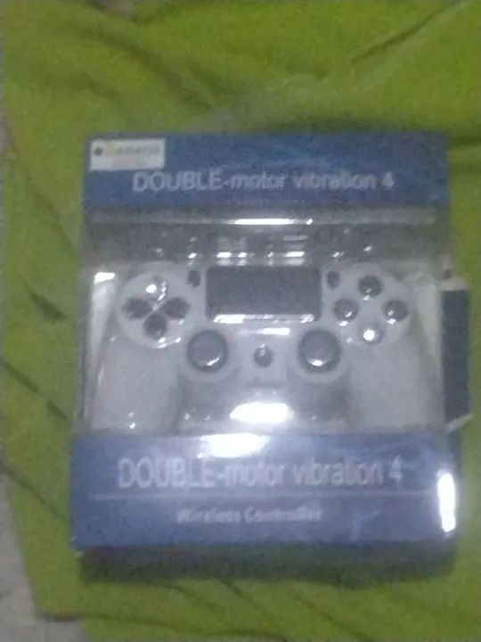 Controle DualShock 4 Playstation 4 - Branco - Novo