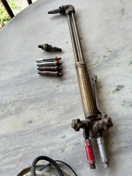 Esmerilhadeira Lixadeira Bosch - Maçarico de Corte White Martins - Foto 3