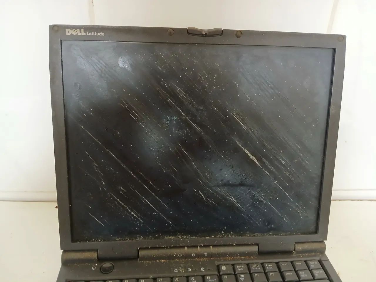 Notebook dell latitude cpx para rerirada de peças  - Foto 4