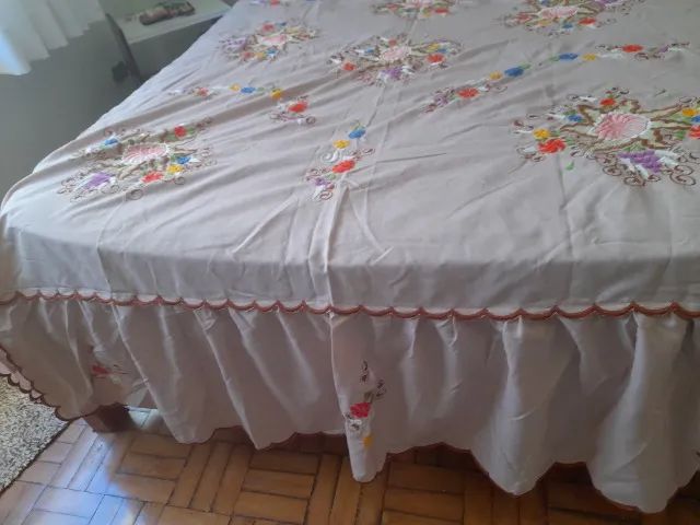 colcha de cama de casal bordado a mão antiga - Foto 4