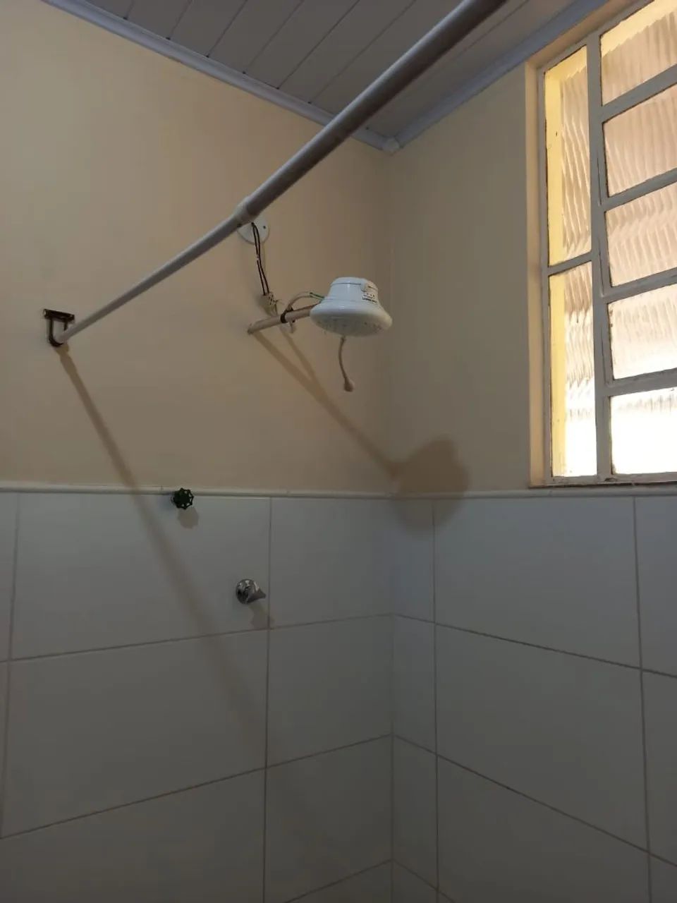 Alugo casa Osvaldo Cruz R$900,00 com um mês de depósito  - Foto 3