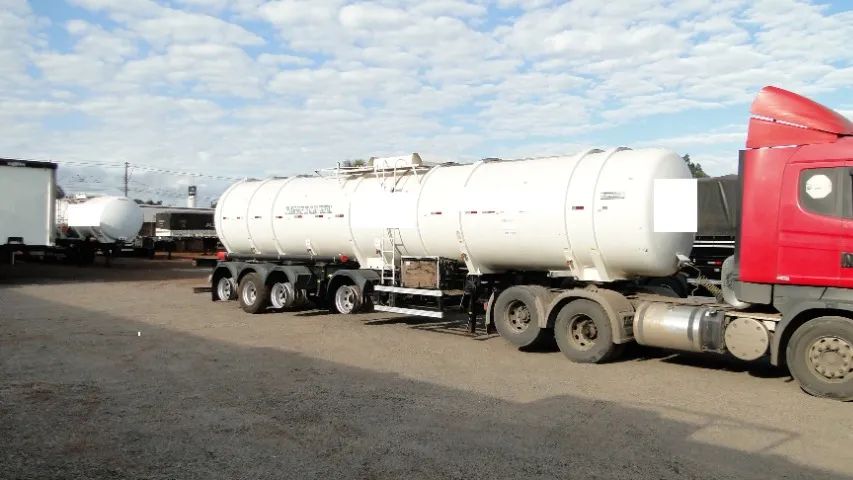 TANQUE 4 EIXO RANDON 2014 43.000 LITROS