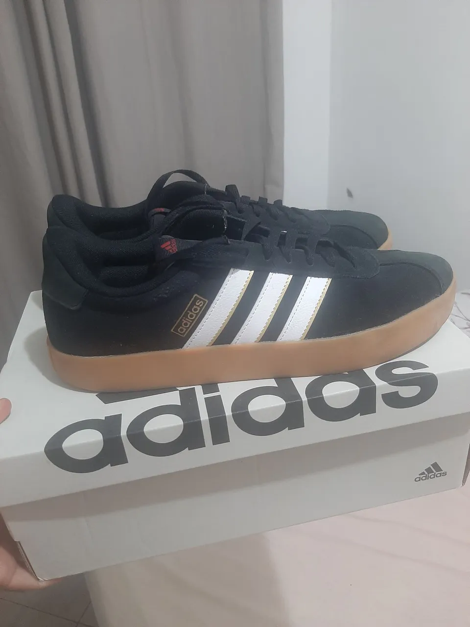 Adidas Black Gold - Aceito oferta