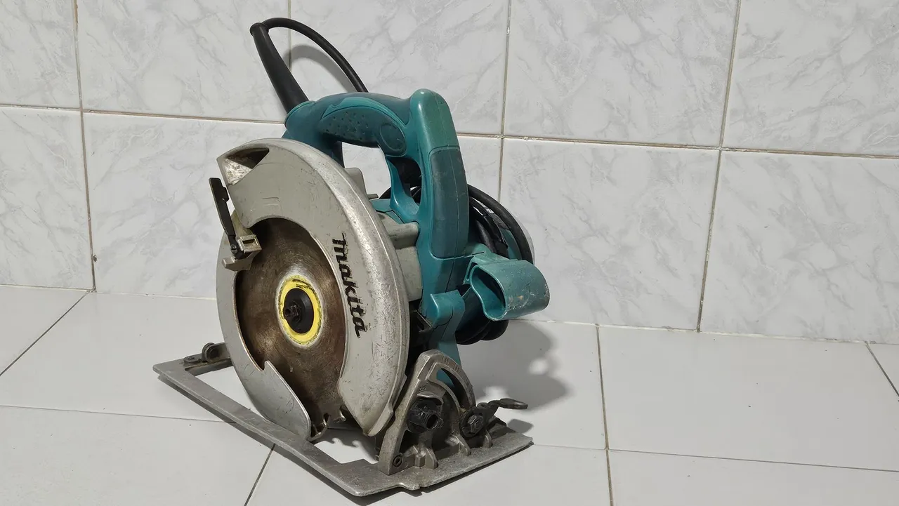 Serra Circular Makita 5007N