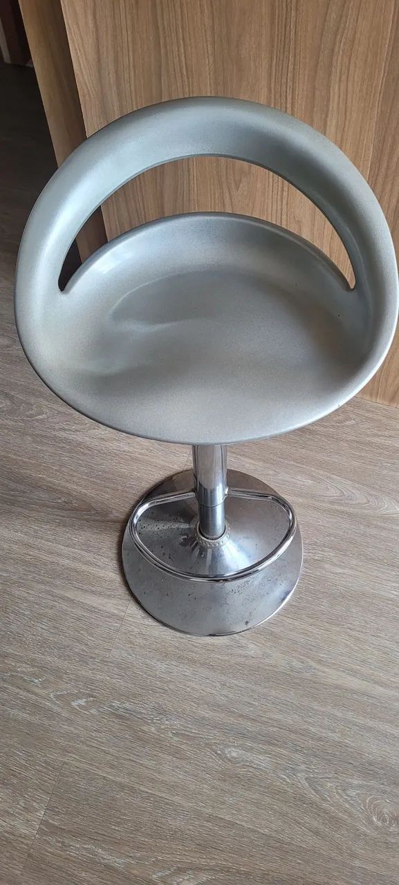 Banqueta Cinza