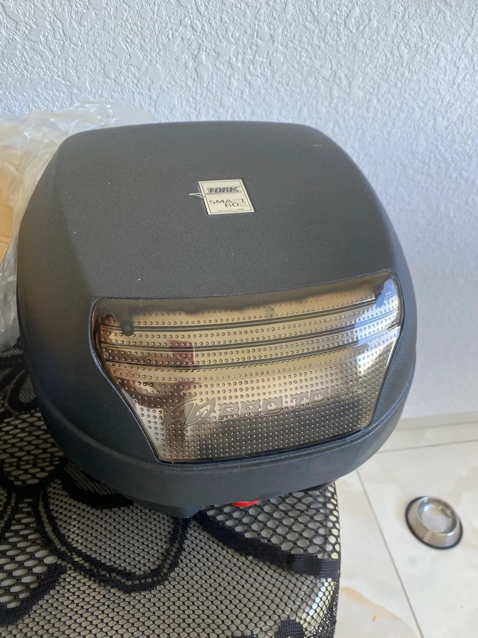 ? Baú Pro Tork 28 Litros - Novo, na Caixa! - Foto 3