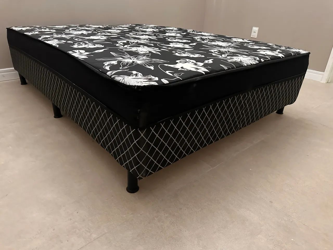 Cama casal conjugado NOVO 1.88x1.38 entrego  - Foto 4