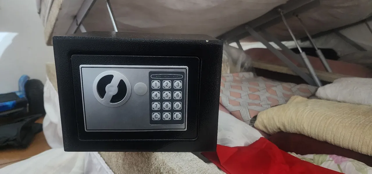 Cofre digital para guardar seus pertences com segurança