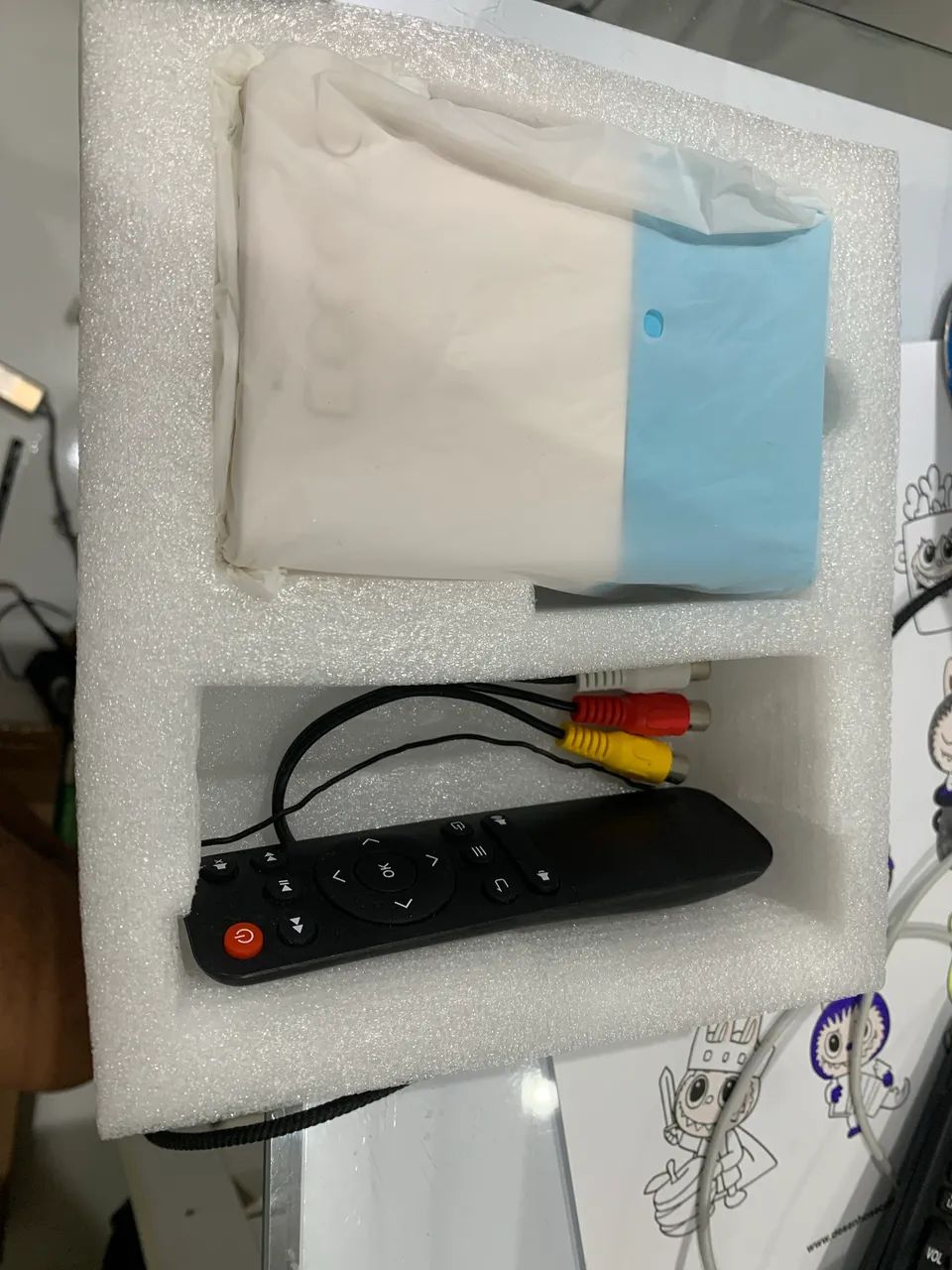 Mini projetor led 64522266796545124