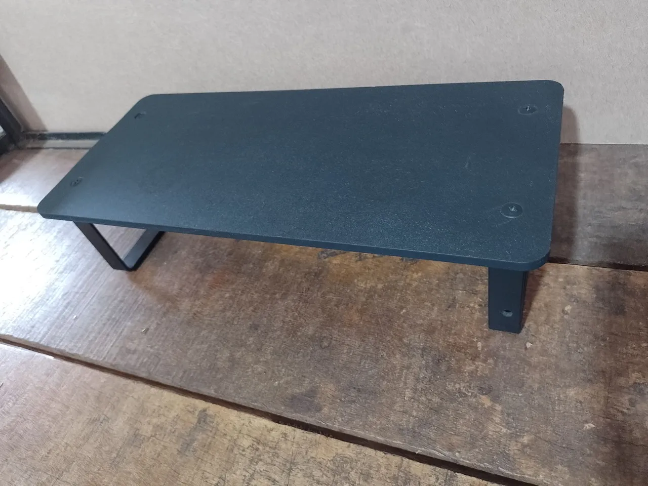 Suporte para Monitor de Mesa Ergonômico preto metal
