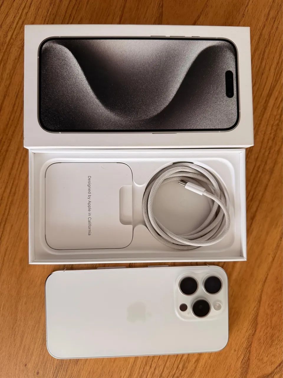 Apple iPhone 15 Pro, 128GB, Silver Titanium - Celulares e