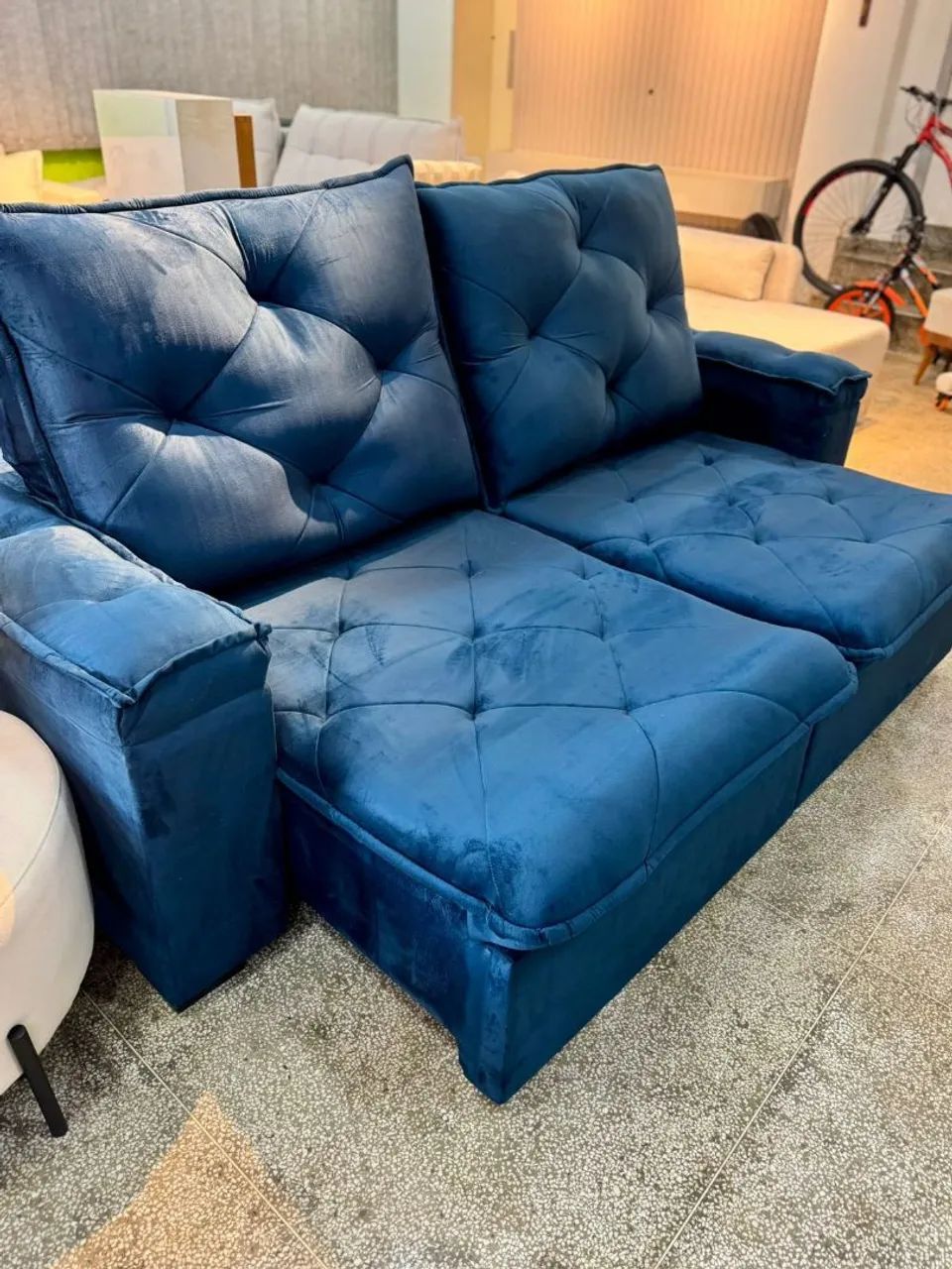 Sofá Azul retrátil  e reclinável 