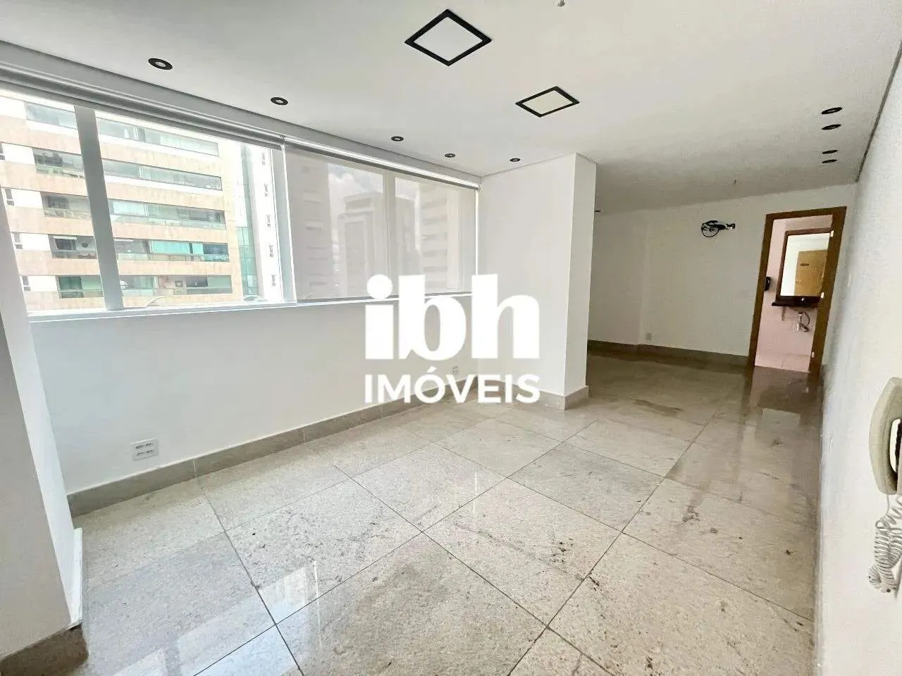 Sala para alugar no Vila da Serra