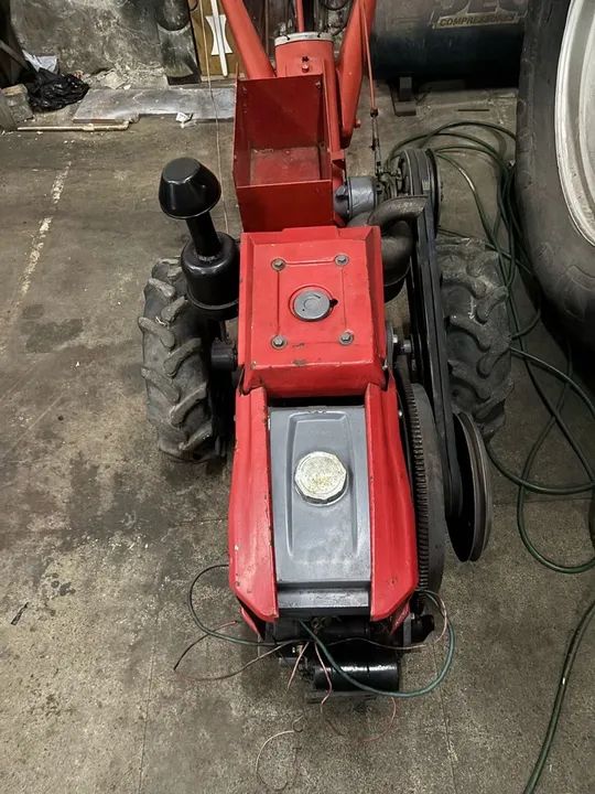 Trator Agrícola Usado - Excelente Estado - Foto 4