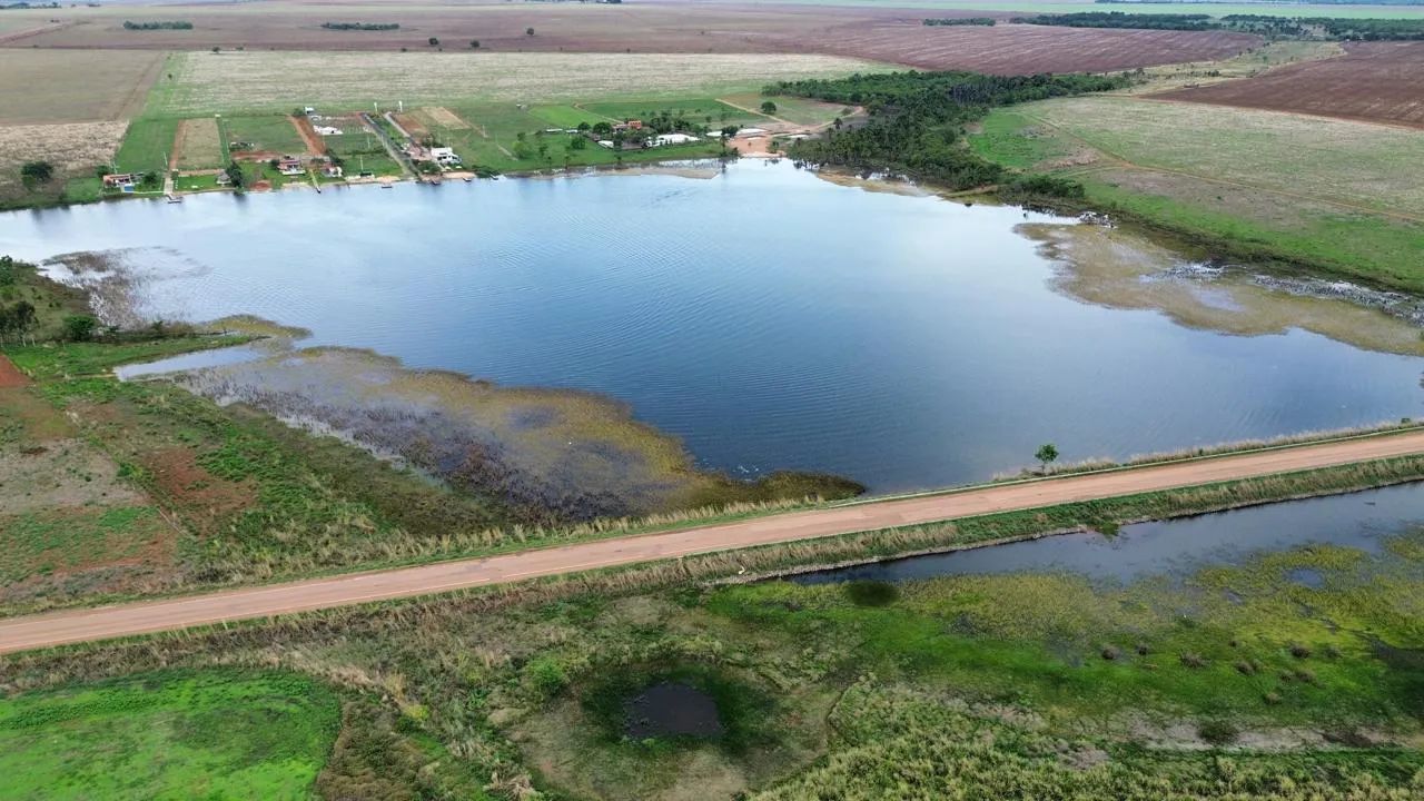 . Chácara com Poço Artesiano e Energia Elétrica  Oportunidade [ - Foto 5