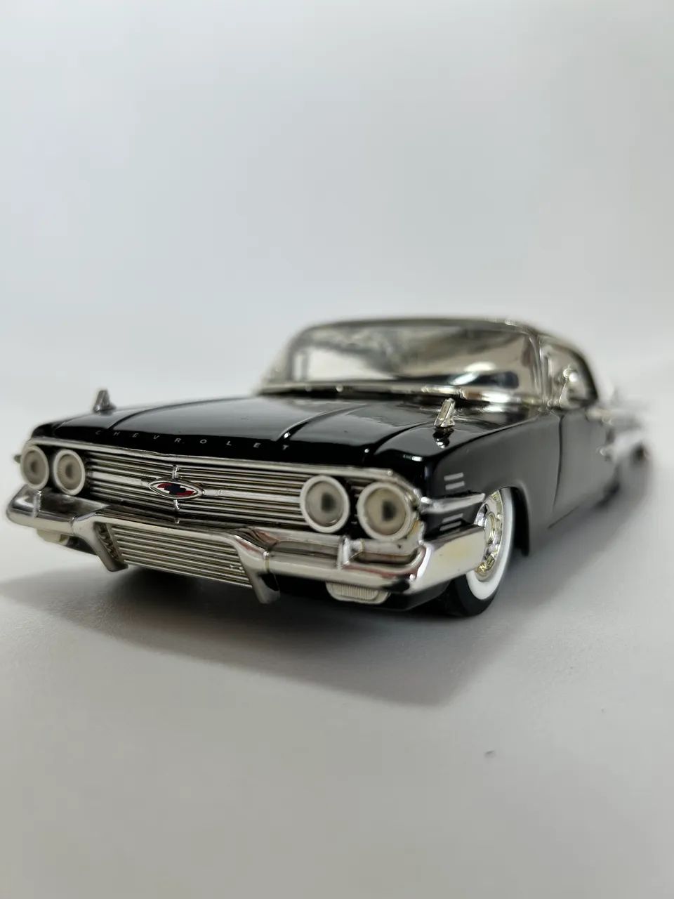 Miniatura Chevrolet Impala 1960 Jada Special Edition - Hobbies e