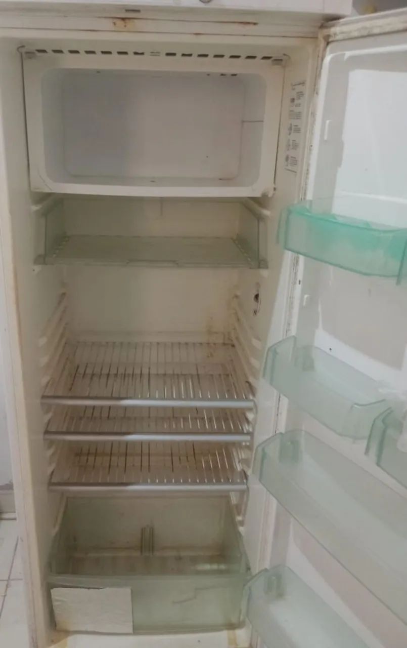 Geladeira em ótimo estado - Foto 5