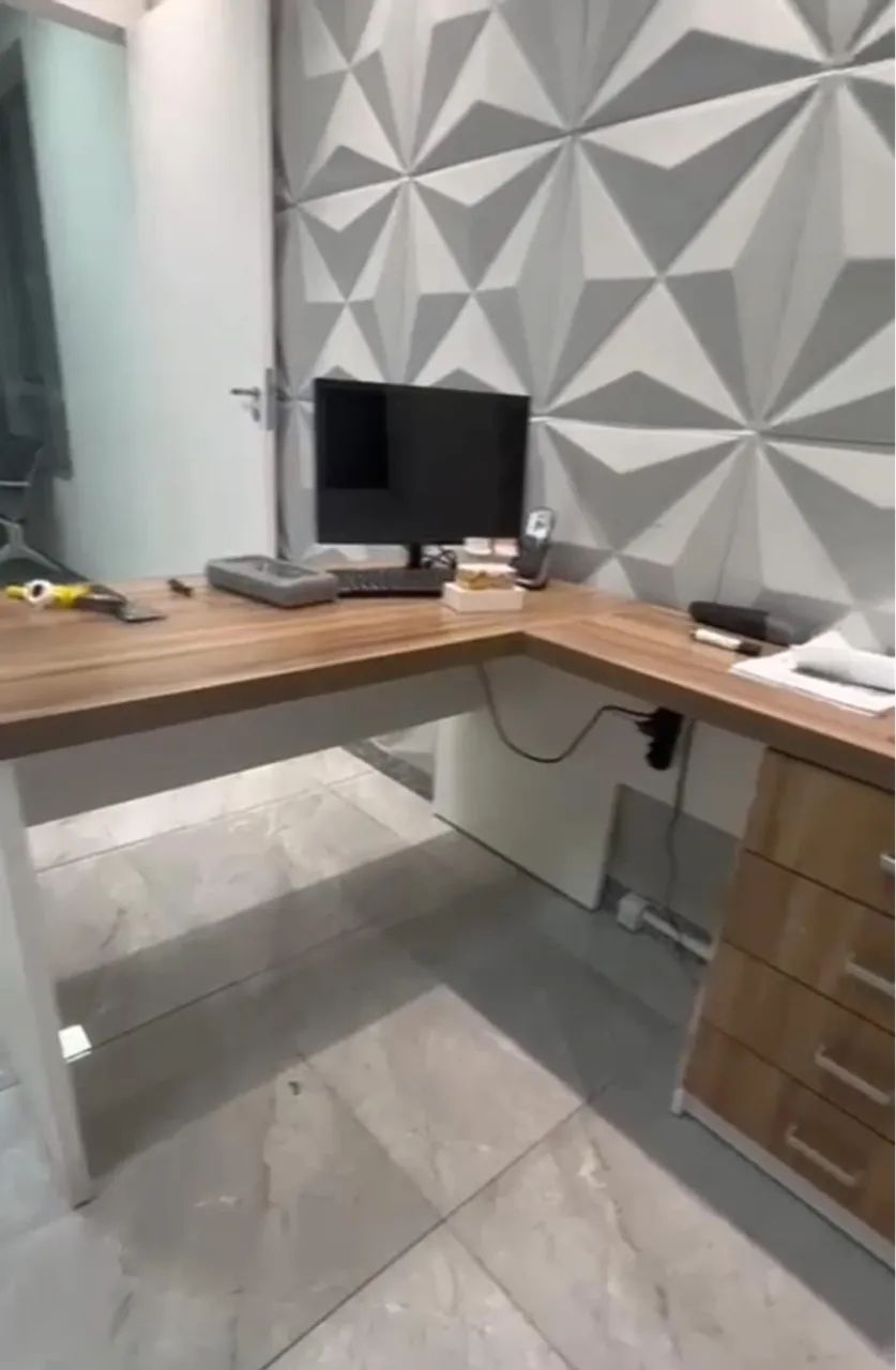 Mesa de Escritório L em Madeira e Branco - Foto 3