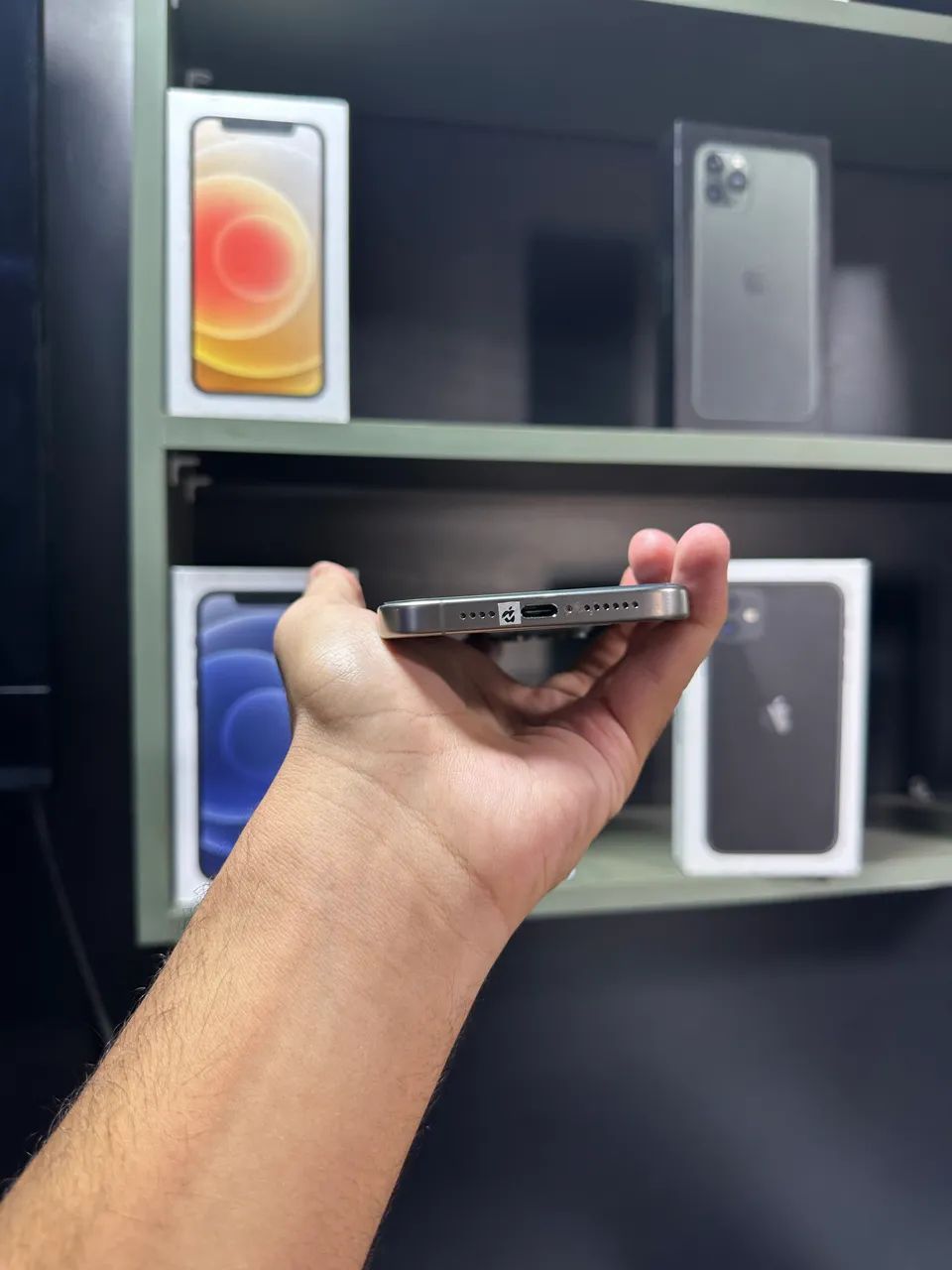 IPHONE 15 PRO MAX NATURAL TITANIUM  - Foto 4