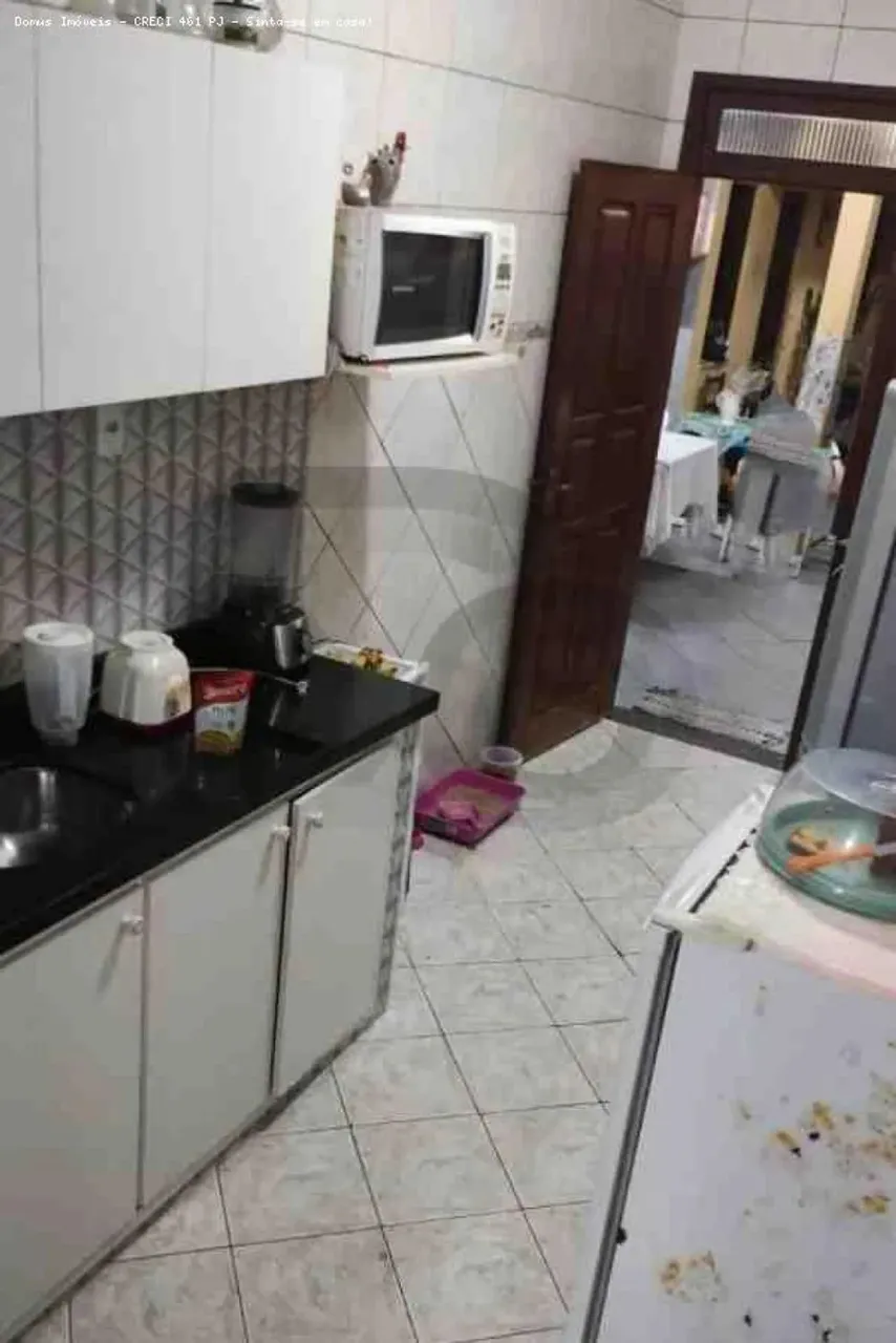 Casa localizada no Bairro Cirurgia com 6 Quartos e 2 Banheiros