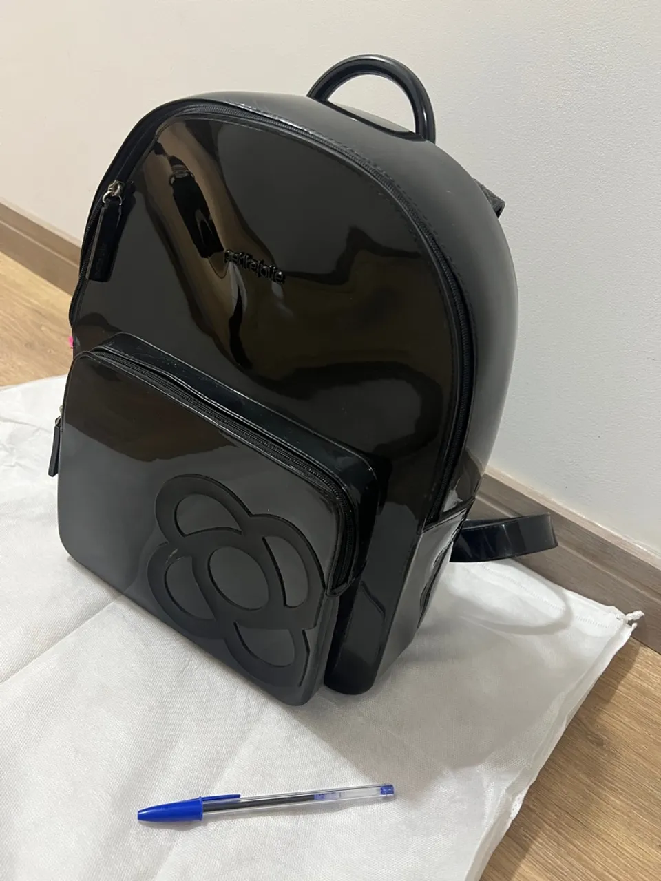 Mochila Petite Jolie Preta - Nova