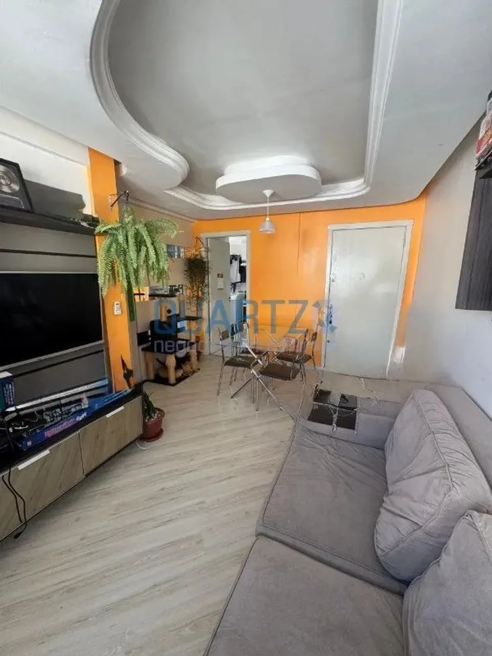 Apartamento à venda no Partenon, Porto Alegre-RS: 3 quartos, 1 suíte, 1 sala, 2 banheiros,