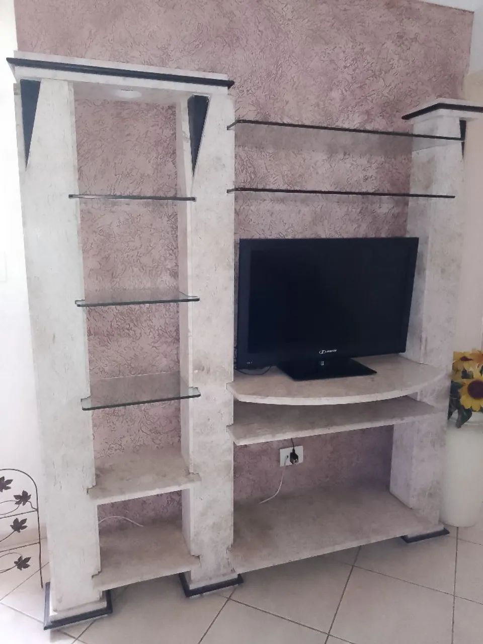Estante de mármore travertino 