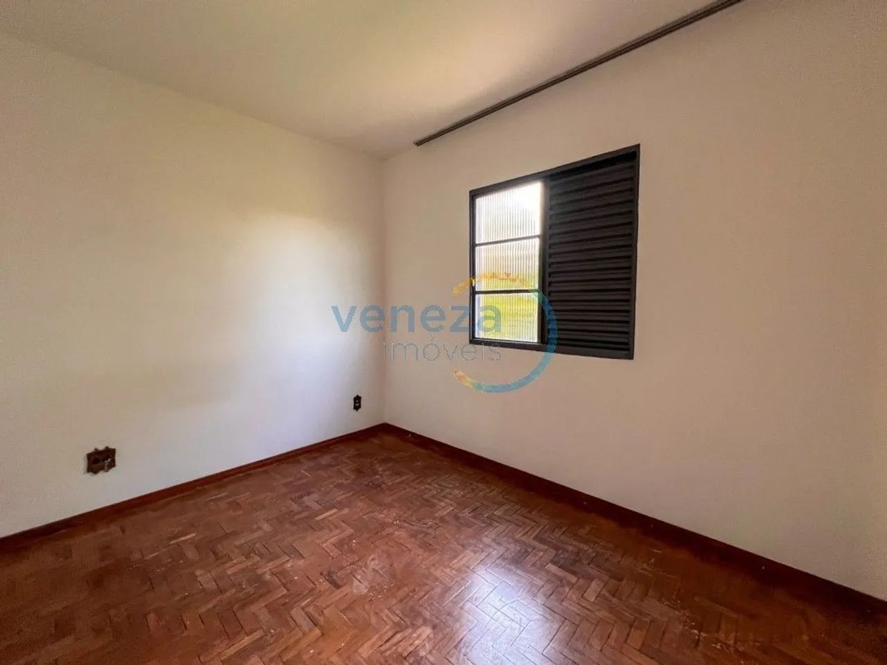 Apartamento com 3 quartos para alugar por R$ 1290.00, 59.65 m2 - LIMA AZEVEDO - LONDRINA/P - Foto 2