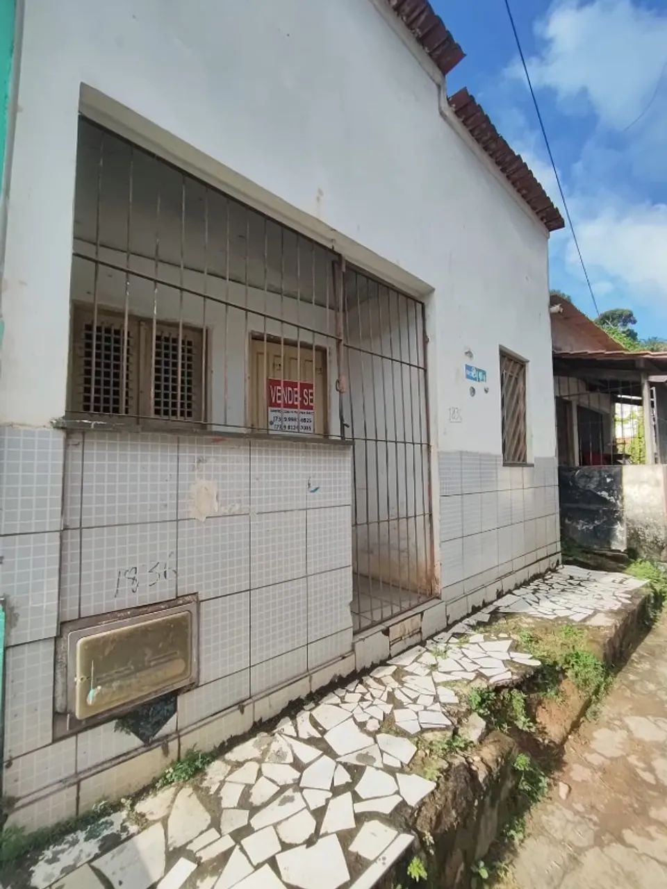 VENDO UM CASA  COM DOCUMENTAÇÃO - Foto 2