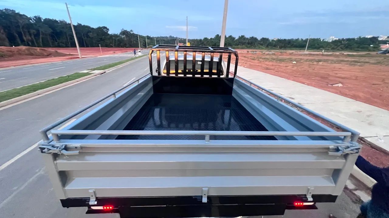 Hilux Cabine Simples 4x4 3.0 - Foto 4