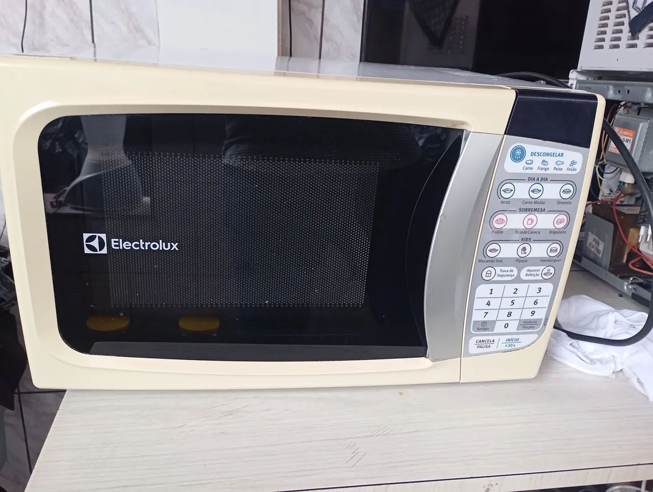 Microondas Electrolux 28 litros 220vt.