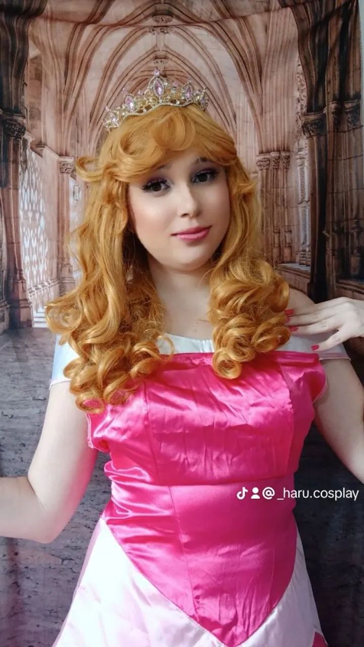 Cosplay Bela Adormecida com Peruca - Foto 3