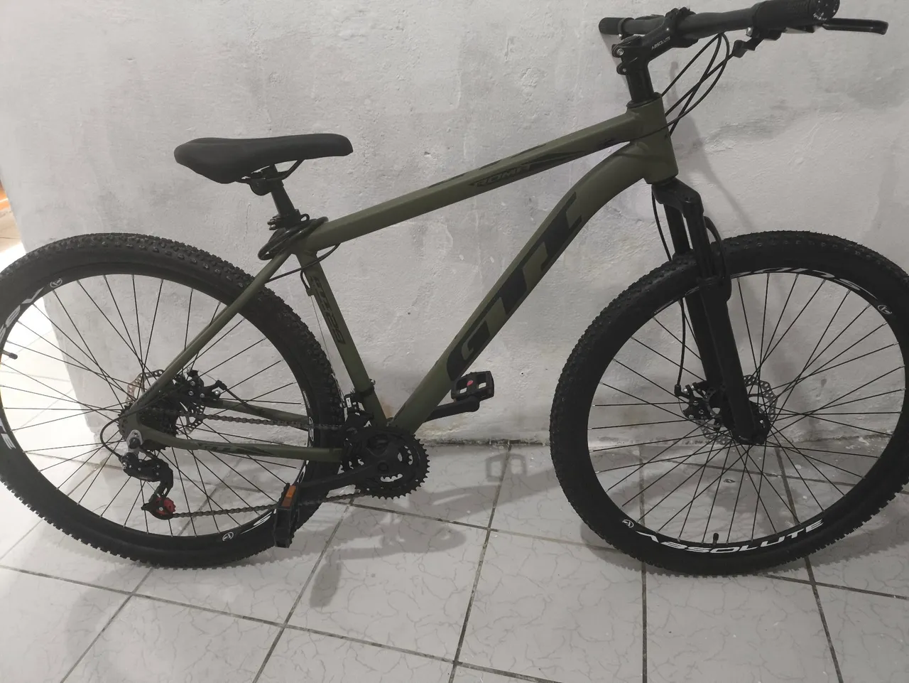 Bicicleta Aro 29 GTT - Perfeita para Trilhas e Ciclismo