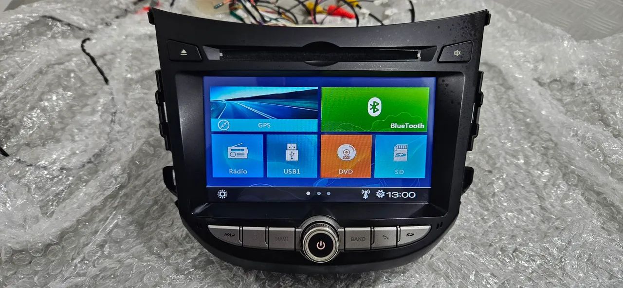 Selling HB20 multimedia system, used but in perfect condition.