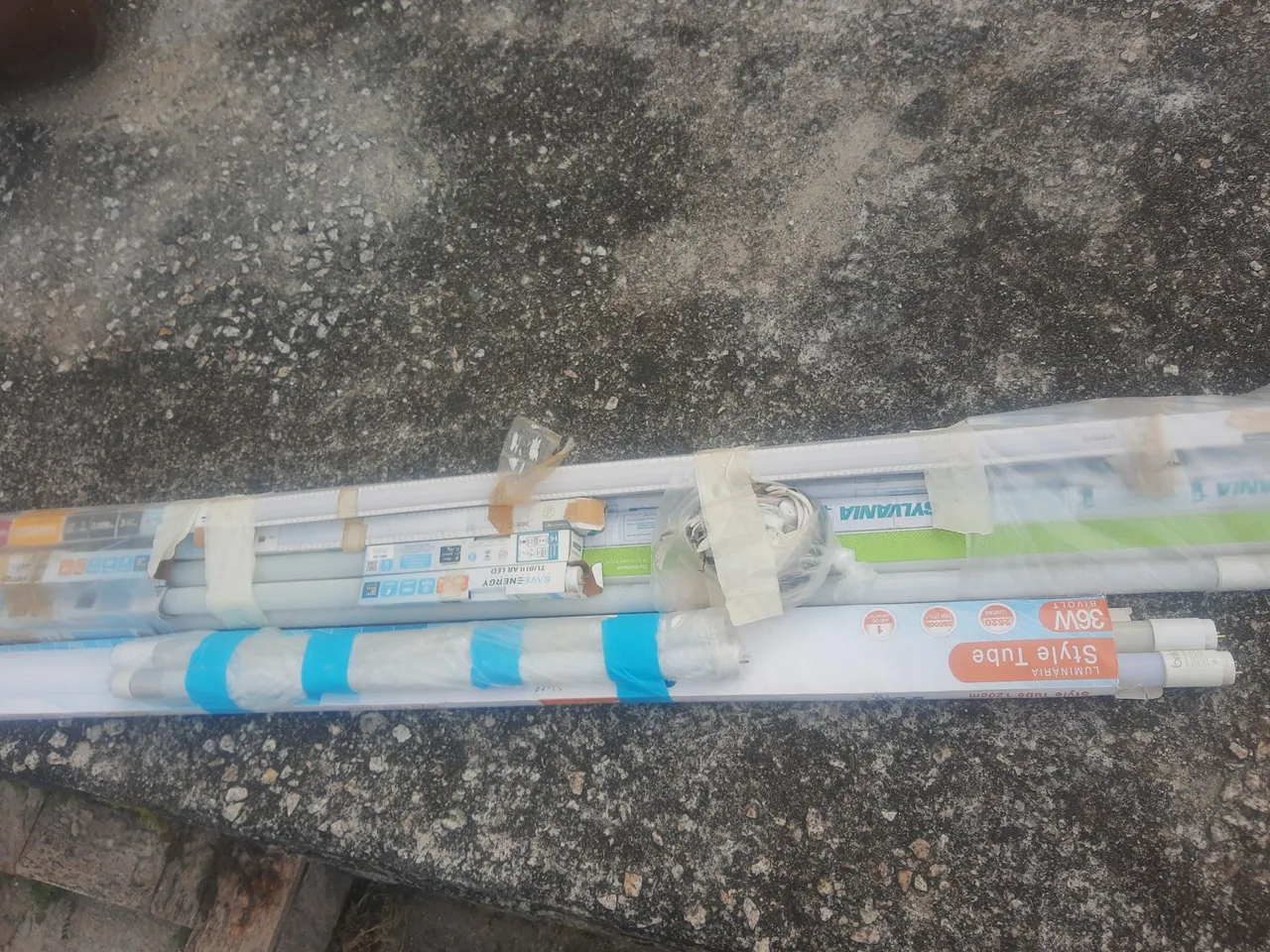 Lâmpadas Fluorescentes novas
