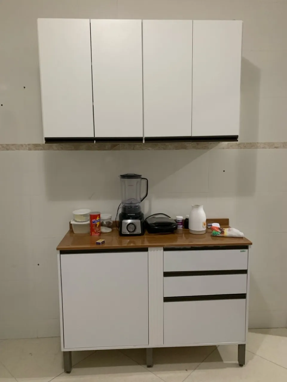 Armário de Cozinha Compacto com Bancada