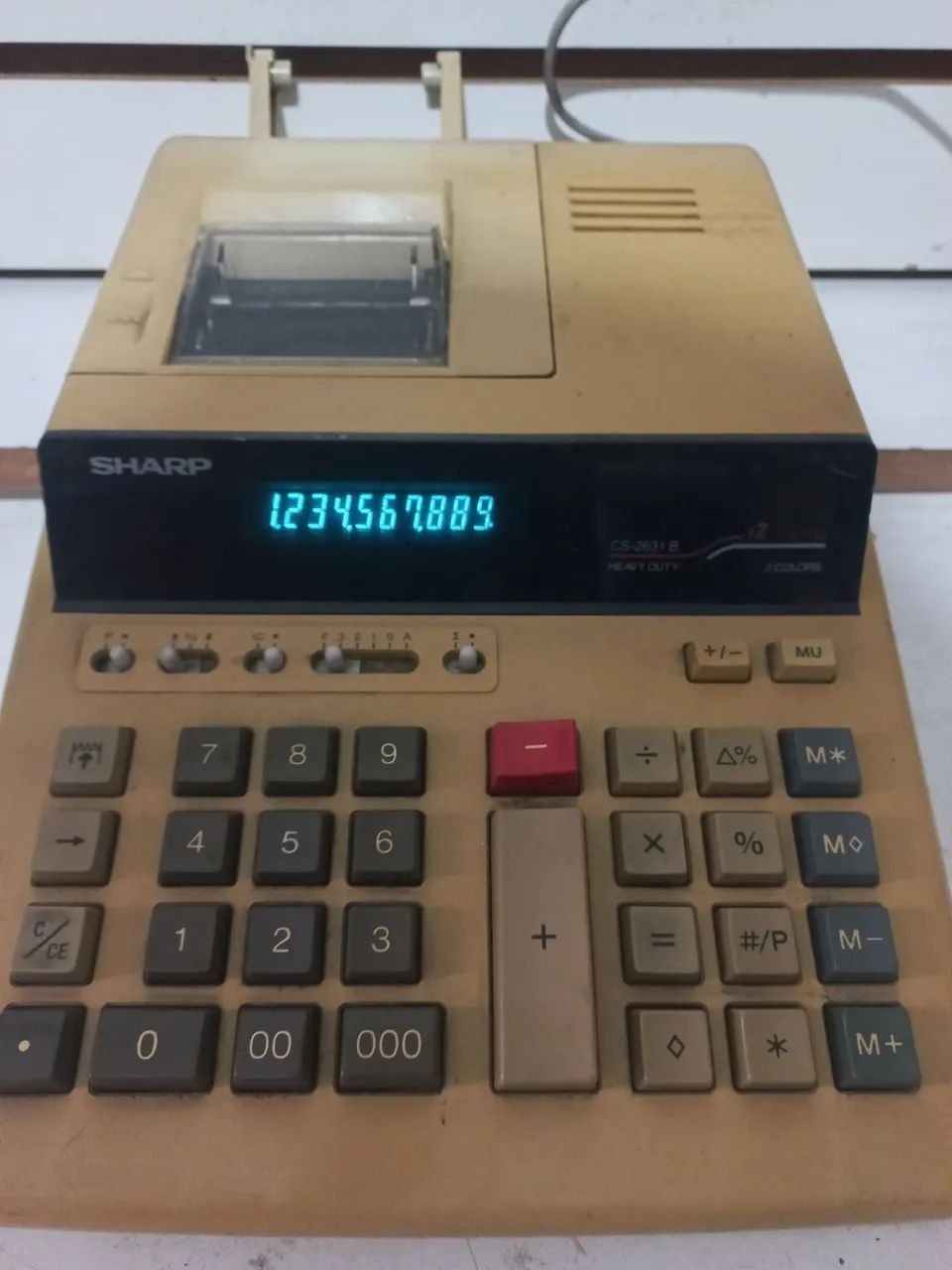 Calculadora antiga SHARP CS 2631 BHCAVY OUTY