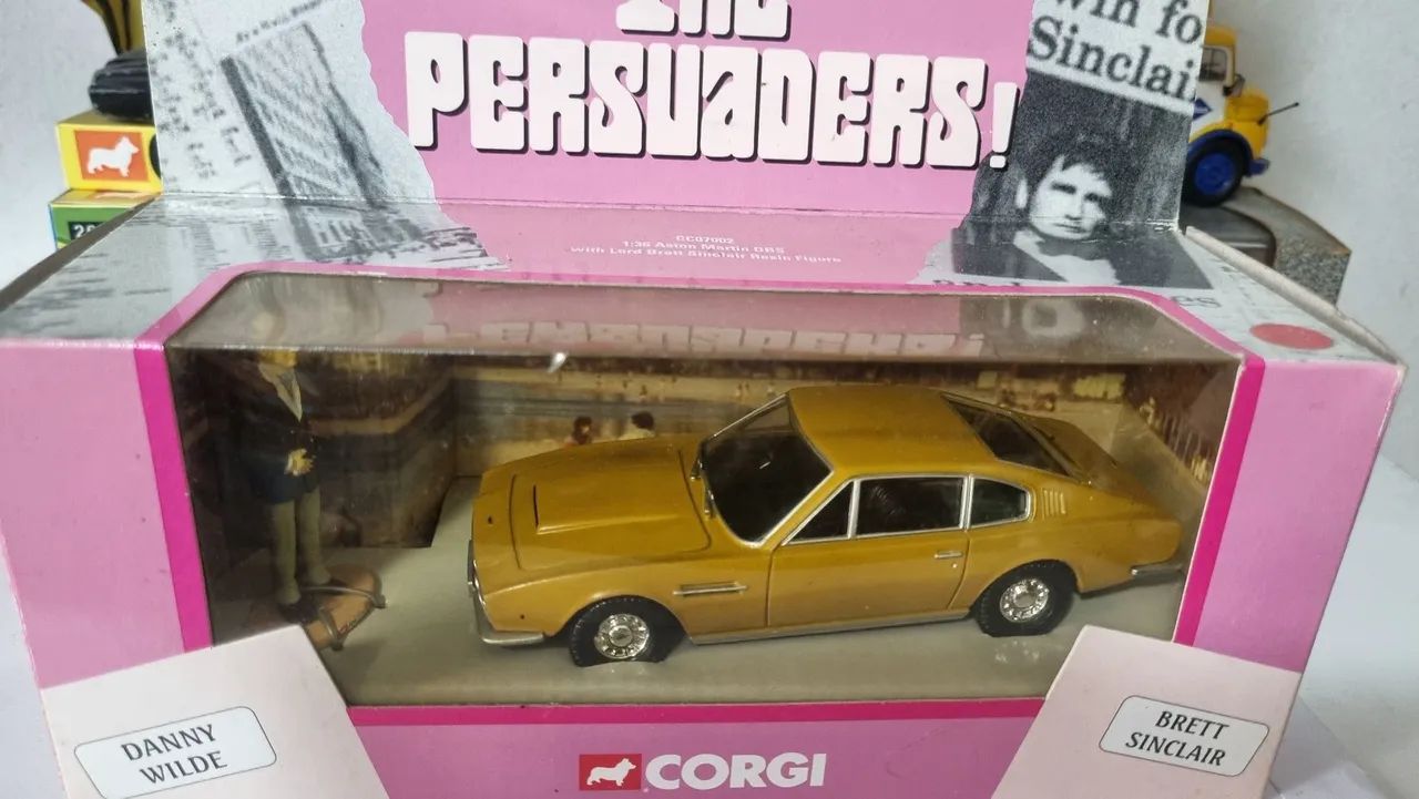 Miniatura Corgi Aston Martin DBS - The Persuaders. Ver obs. 