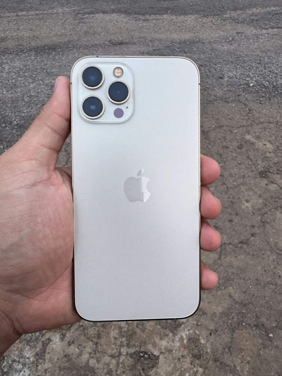 iPhone 12 Pro Max 256gb Gold - Celulares e Smartphones - Guará II