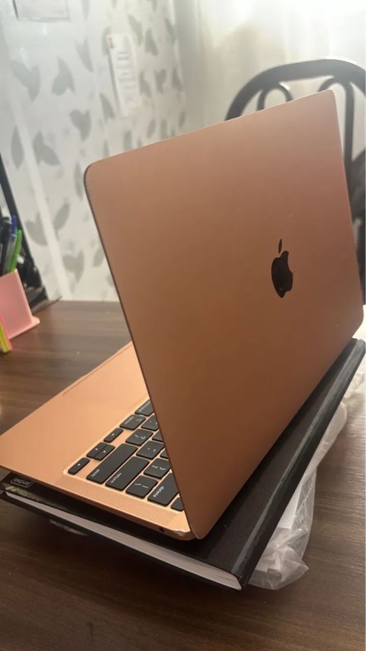 MacBook Air M1 - Rose Gold