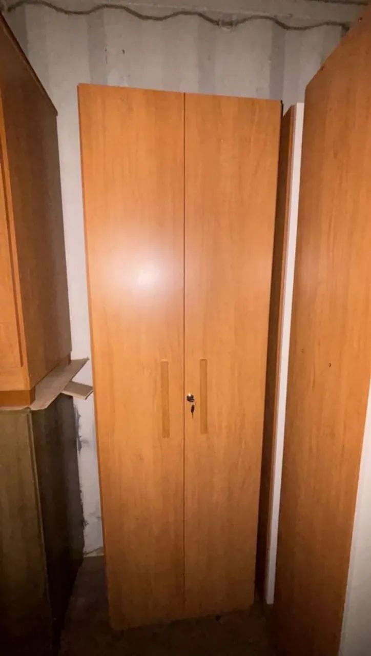 Armário multiuso com chave  - Foto 2