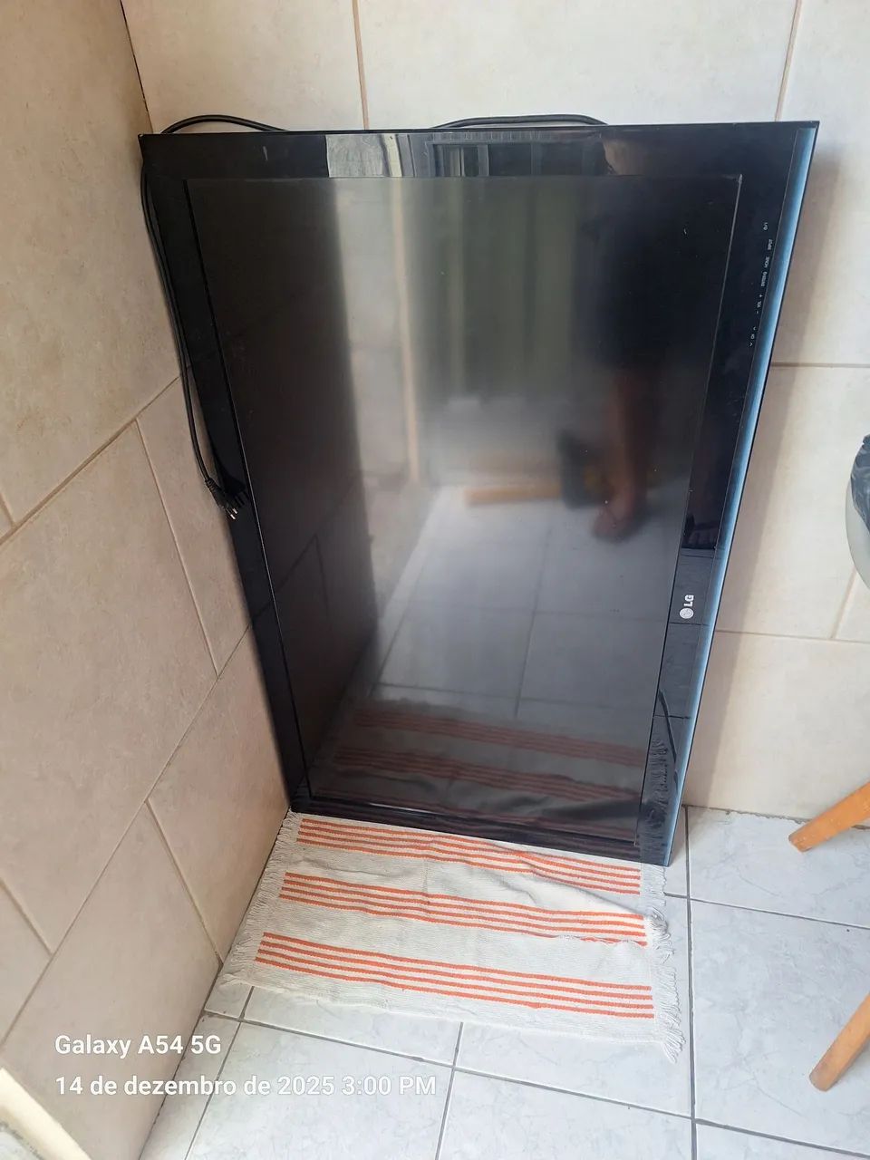 Tv 50 LG antiga (funcionando) vai com com o conversor 