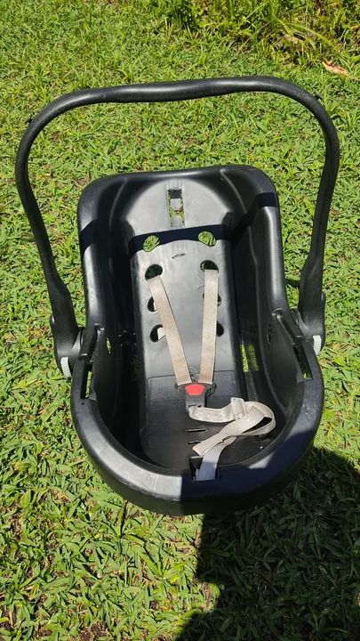 3 Cadeirinhas de Bebê Conforto Usadas R$ 25,00 as 3 - Foto 3