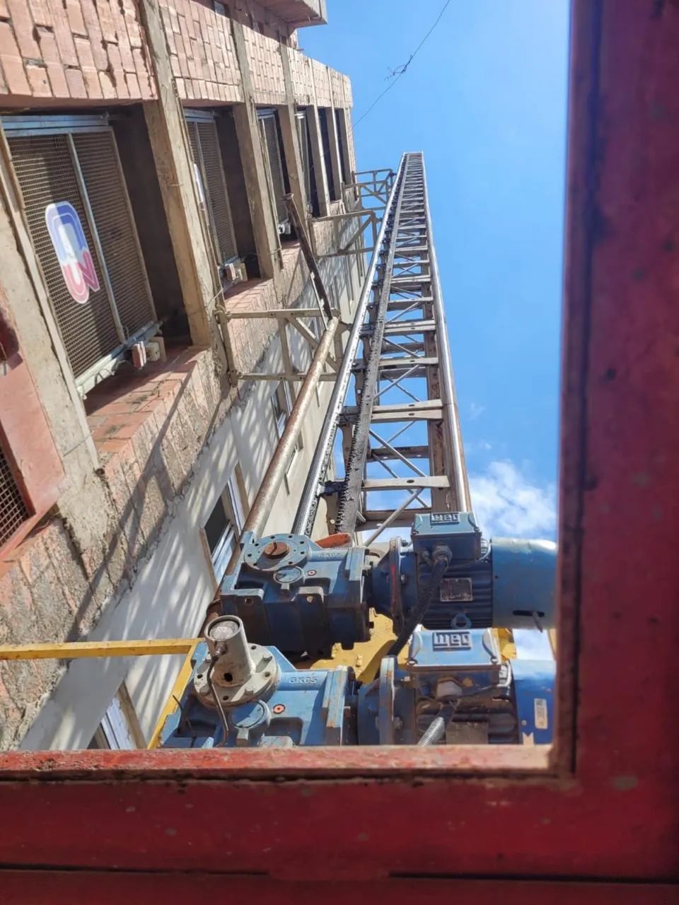 Elevador cremalheira 12 paradas C3 64167783206147125