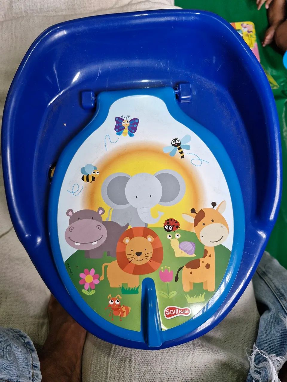 Penico infantil com desenho de animais