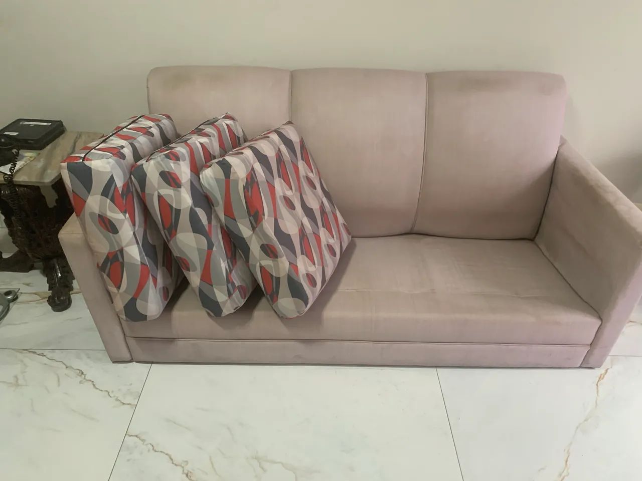 Sofá, semi novo 64739715221378120