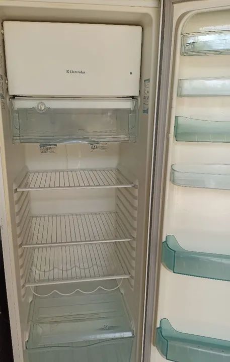 Geladeira Eletrolux  - Foto 2